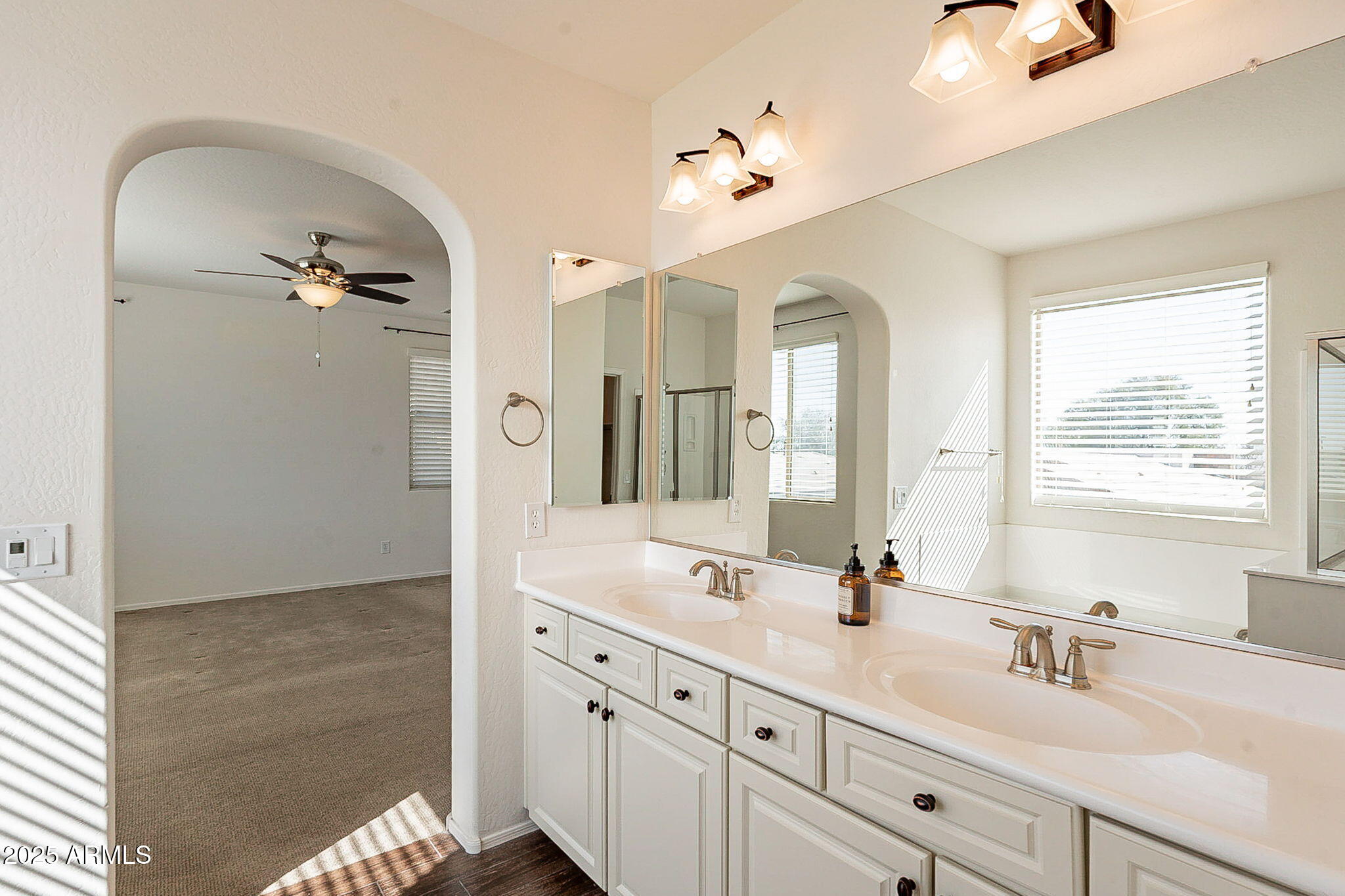 Gilbert, Arizona 85298, United States, 4 Bedrooms Bedrooms, ,3 BathroomsBathrooms,Residential,Active,1107