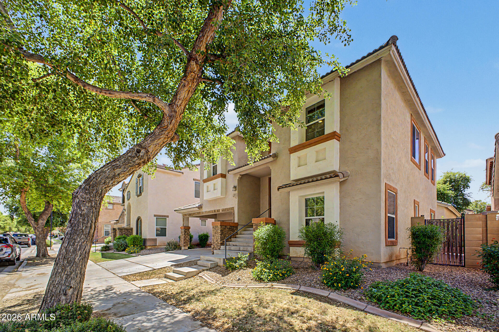 4131 E CARLA VISTA Drive