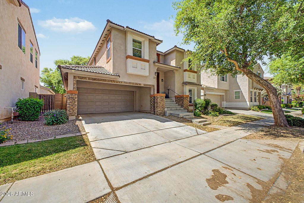 Photo of 4131 E Carla Vista Drive, Gilbert, AZ 85295 (MLS # 7014363)