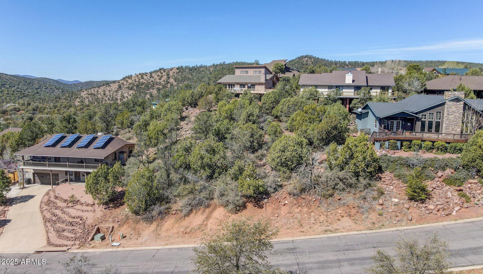 300 S BRASSIE Drive 28