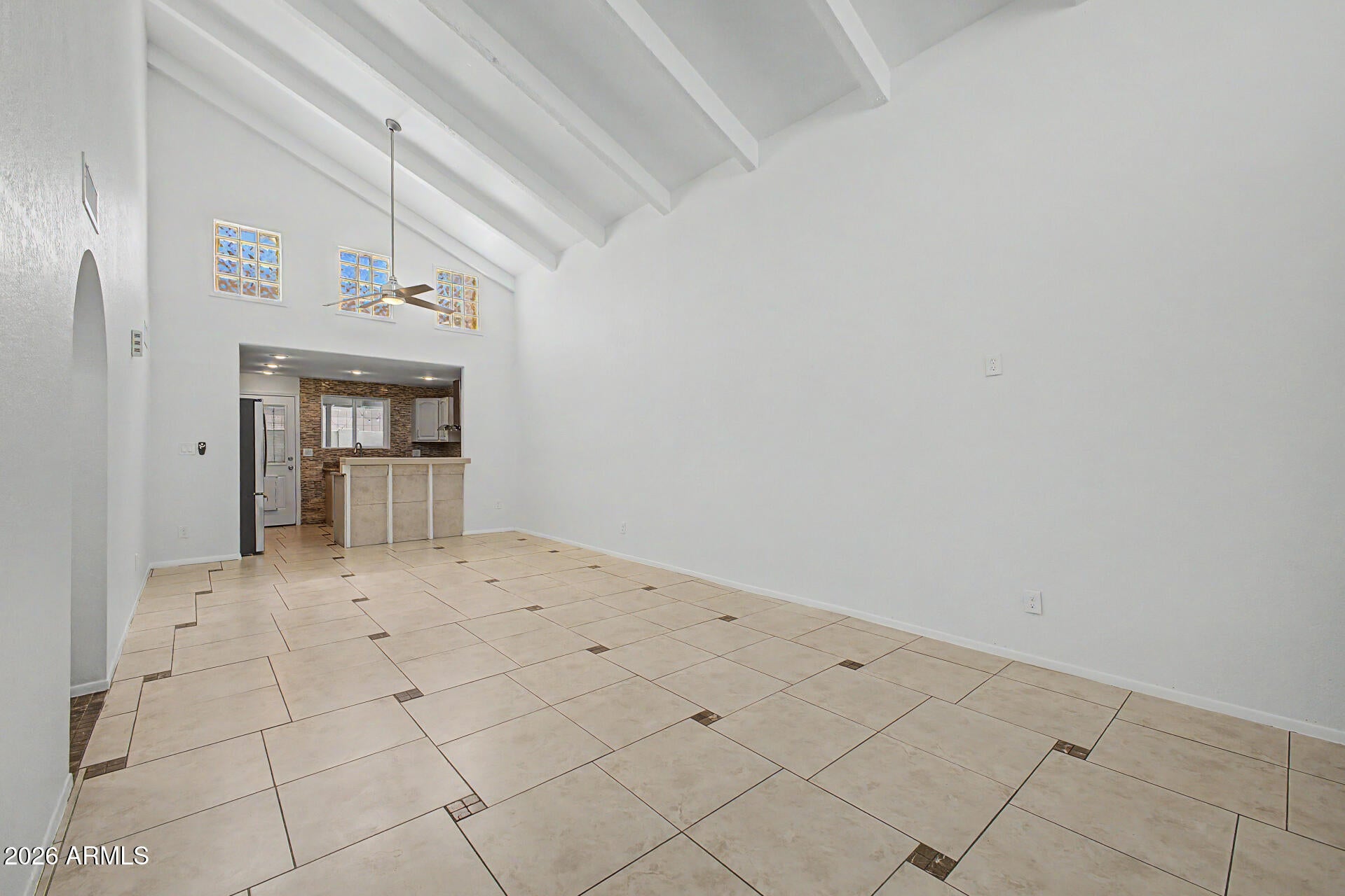 2225 E CATALINA Drive