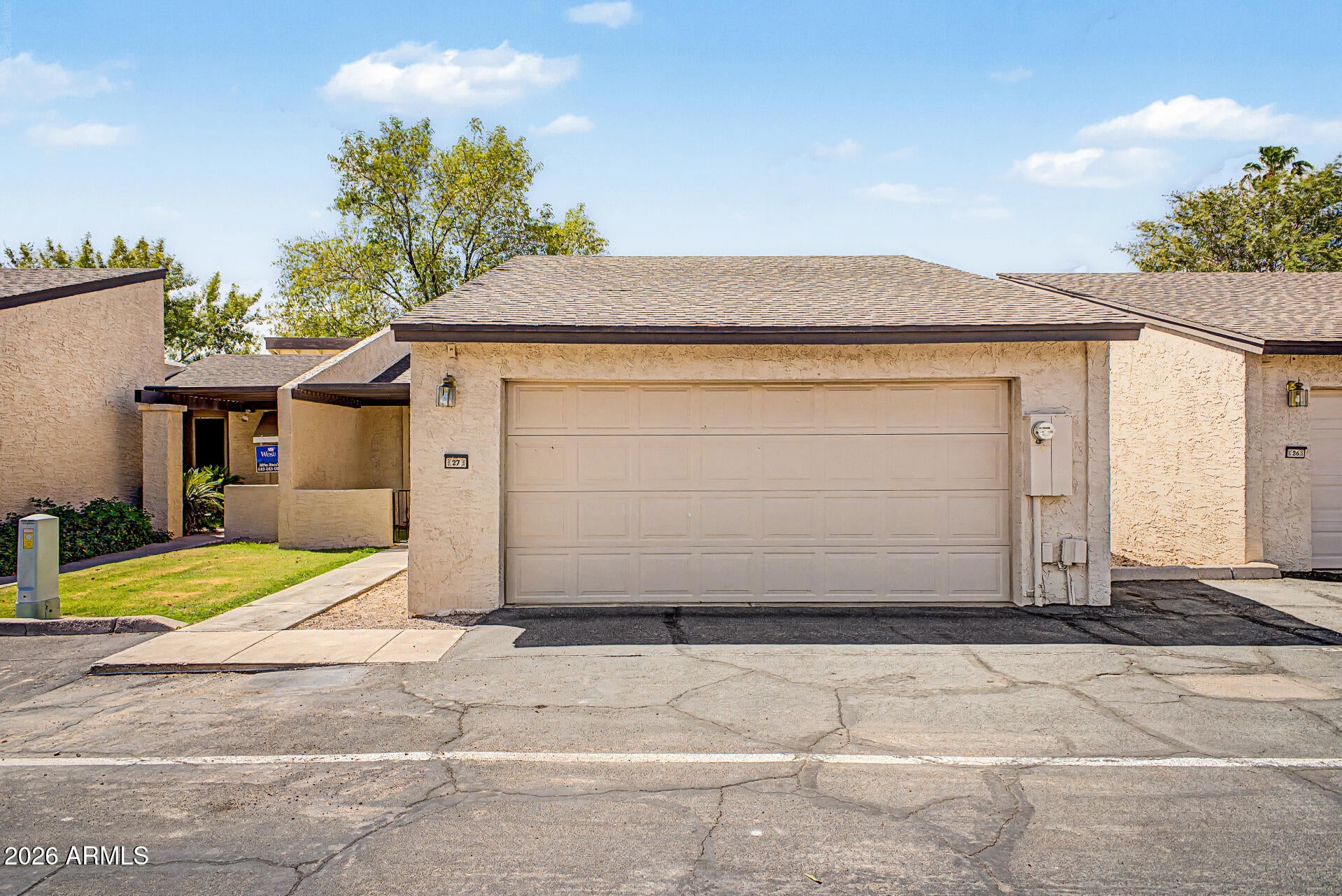 2256 W LINDNER Avenue 27
