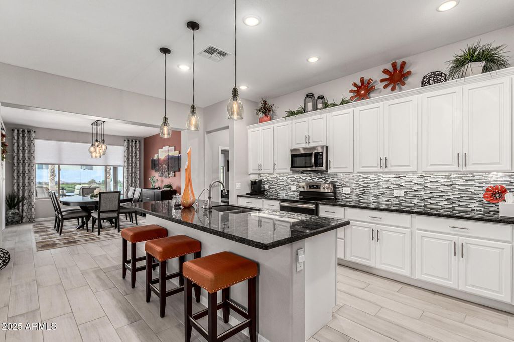 Photo of 4801 W Buckskin Drive, Eloy, AZ 85131 (MLS # 6924360)