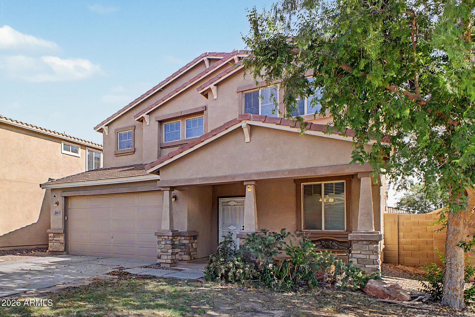 3541 E LONGHORN Street