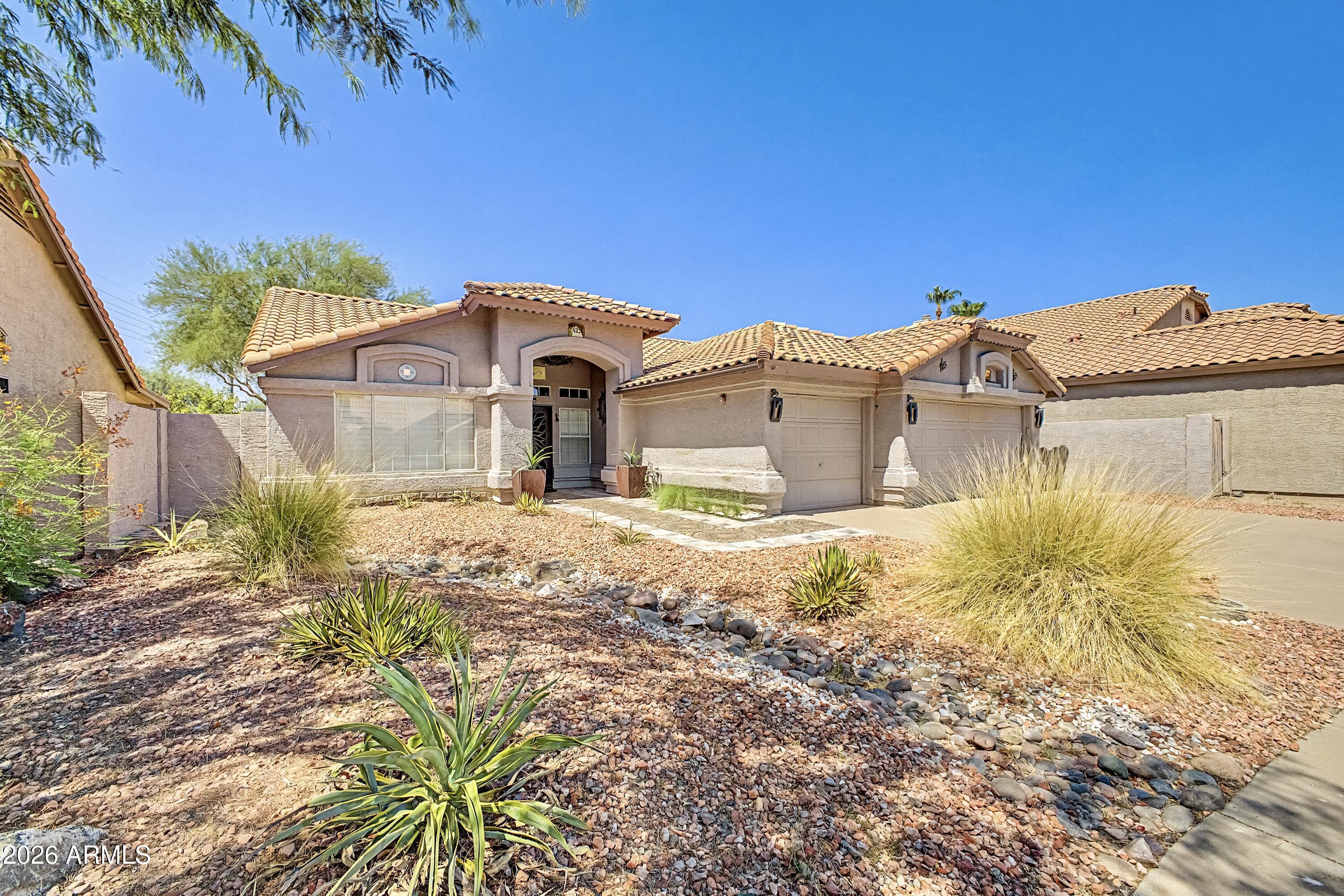 8826 E PALM RIDGE Drive
