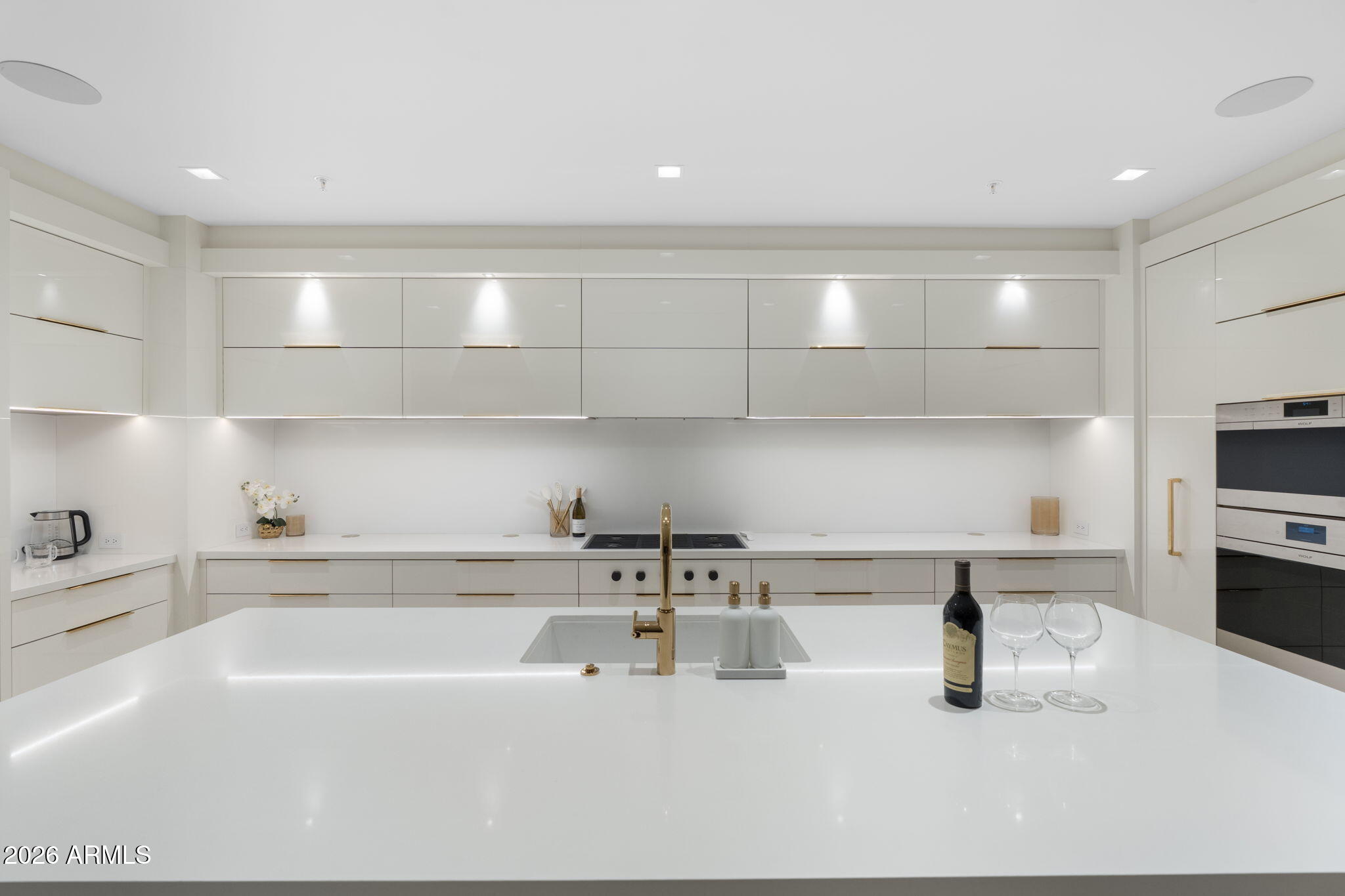 6587 N PALMERAIE Boulevard 2015