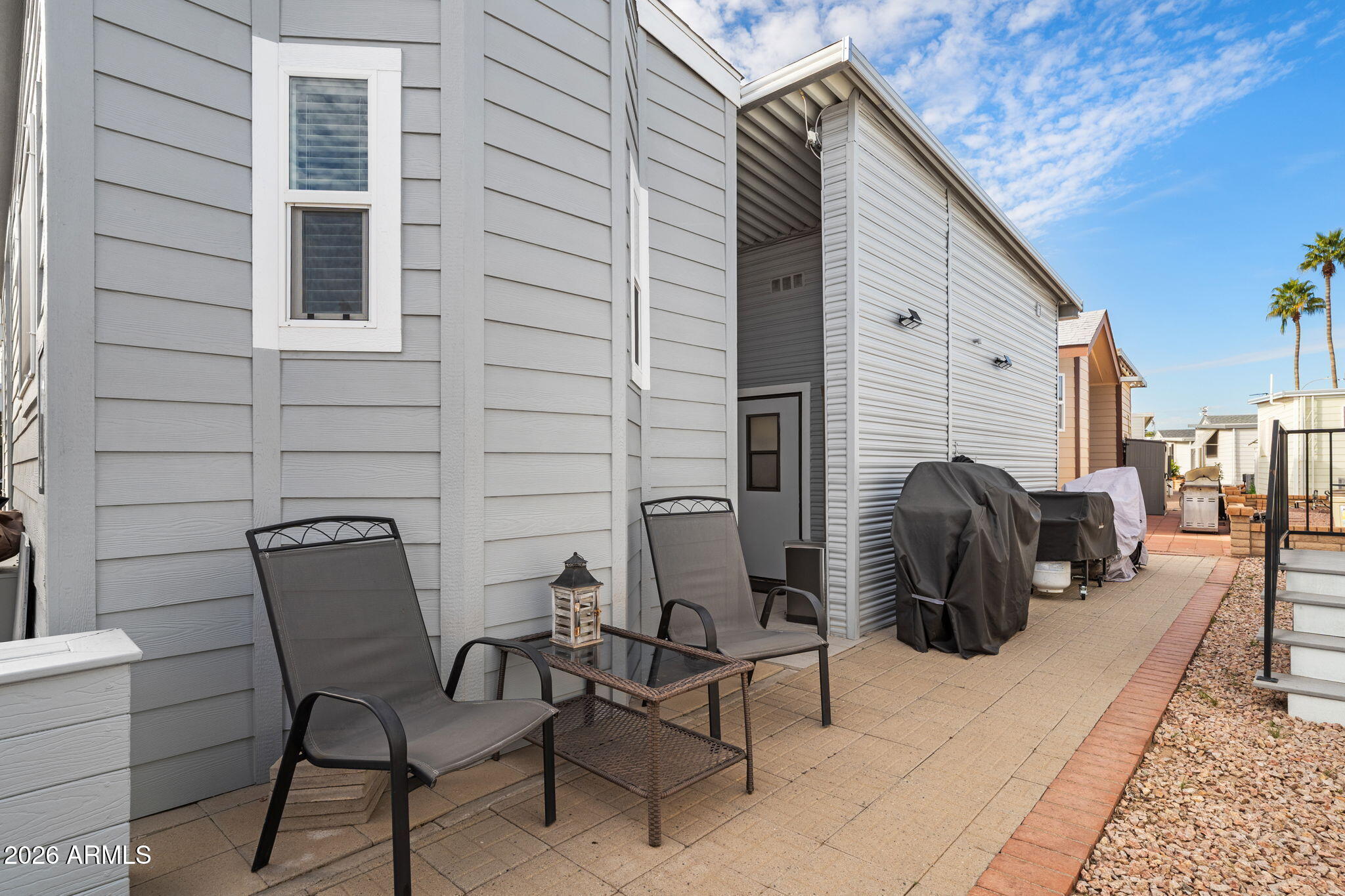 111 S GREENFIELD Road 527