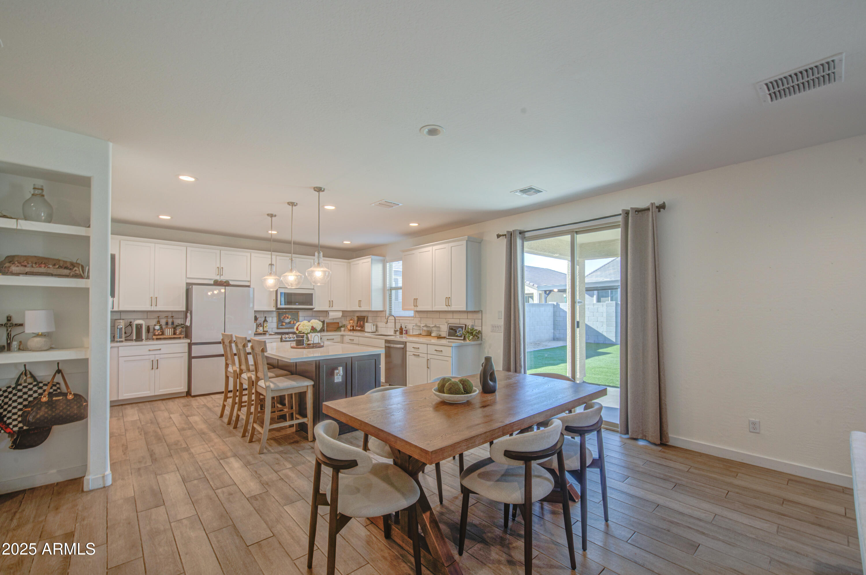 10968 W PIERCE Street