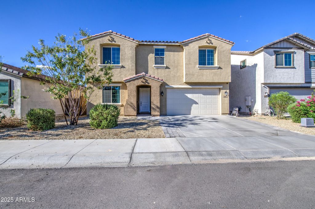 Photo of 10968 W Pierce Street, Avondale, AZ 85323 (MLS # 6920573)