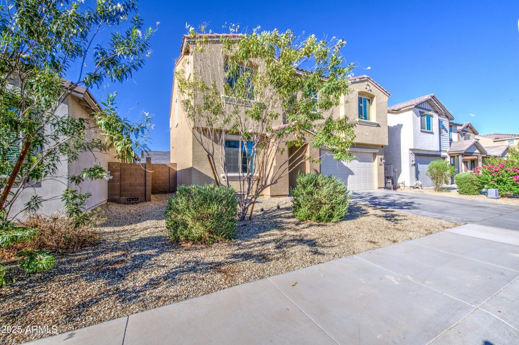 Photo of 10968 W Pierce Street, Avondale, AZ 85323 (MLS # 6920573)