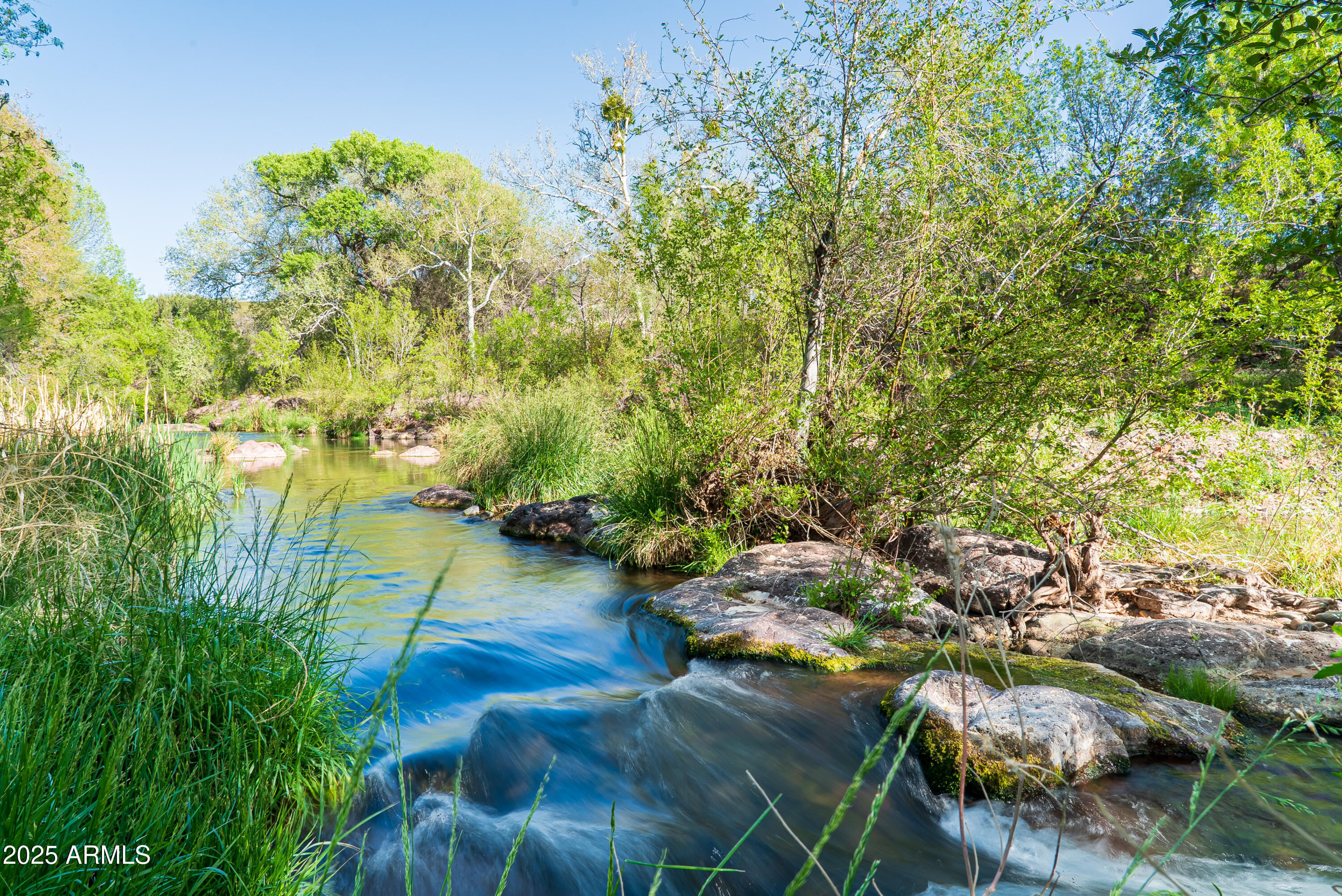 0000 E WILLOW POINT Road -