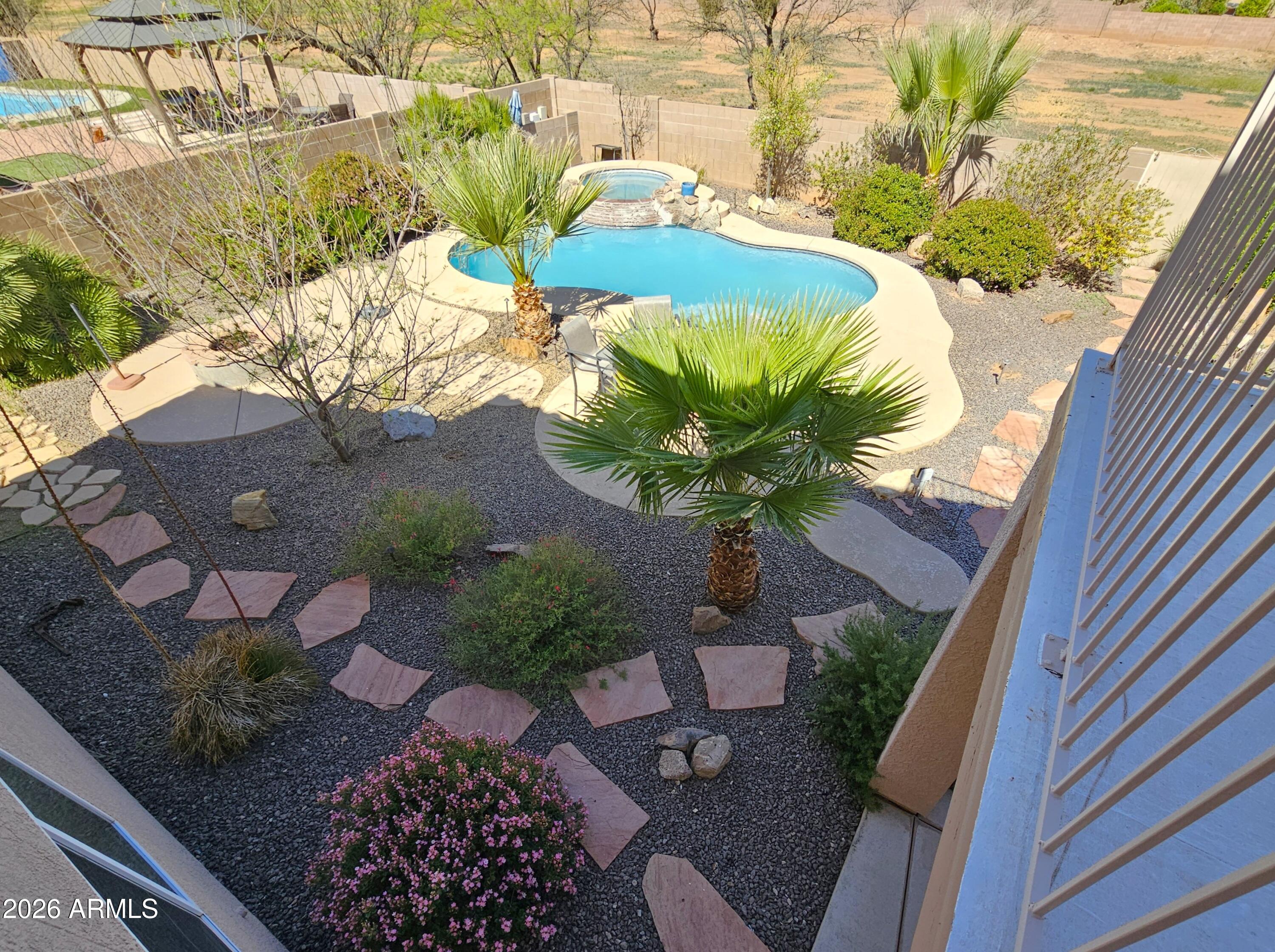 CASAS ADOBE - Residential