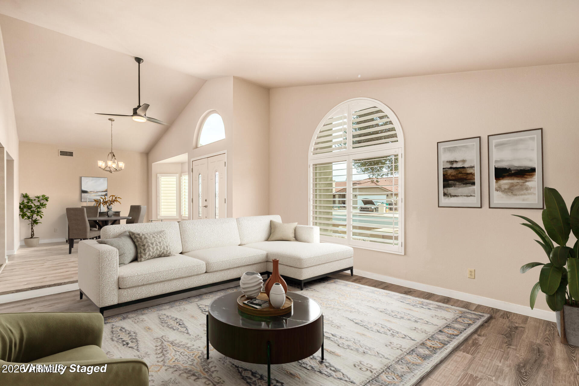 2722 E LAWNDALE Street