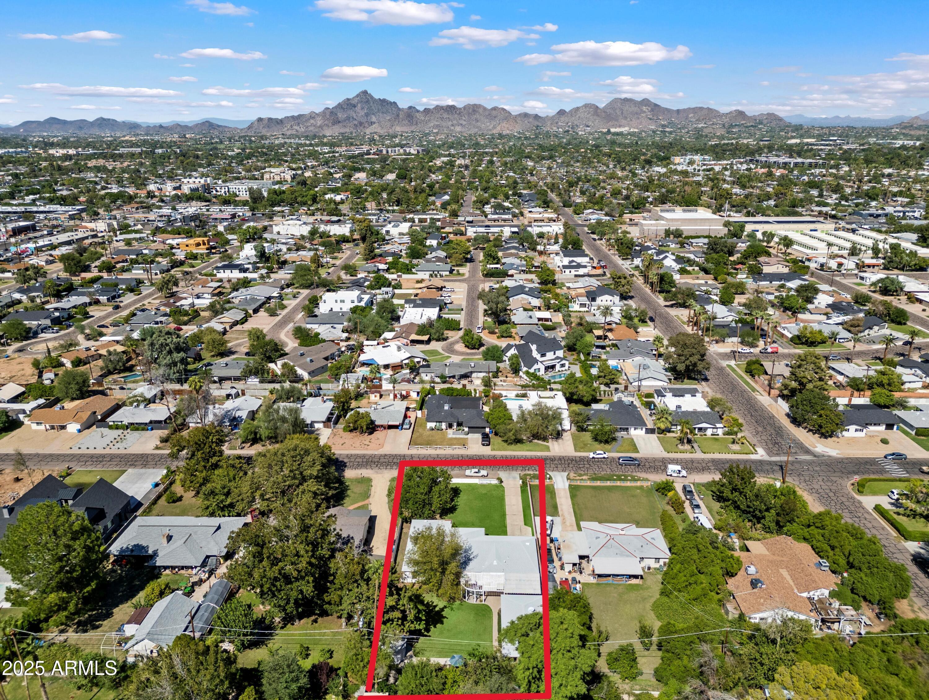 3329 E CLARENDON Avenue