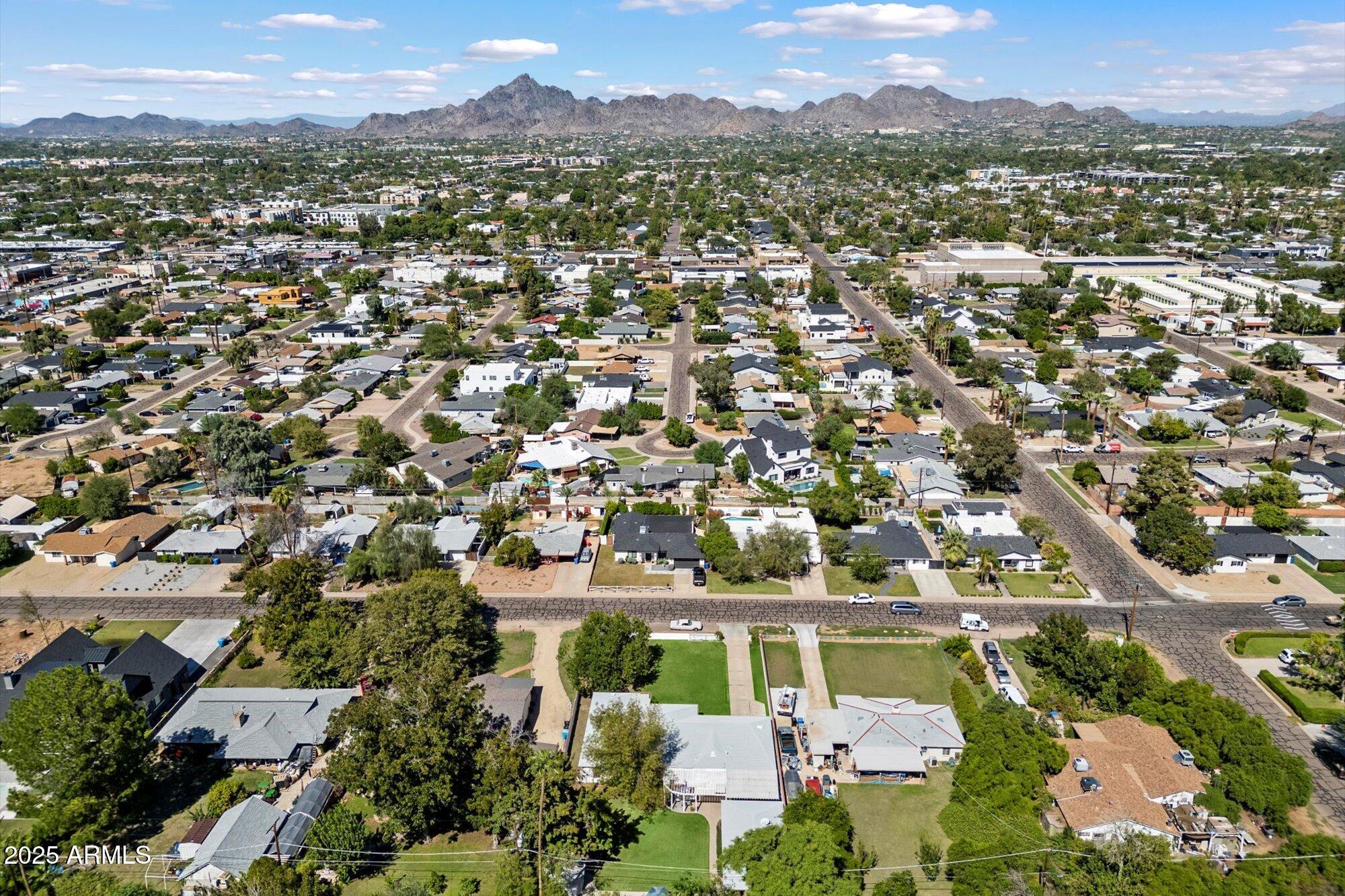 3329 E CLARENDON Avenue