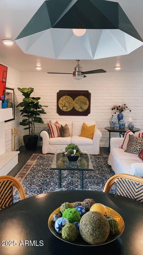 7401 E NORTHLAND Drive 2