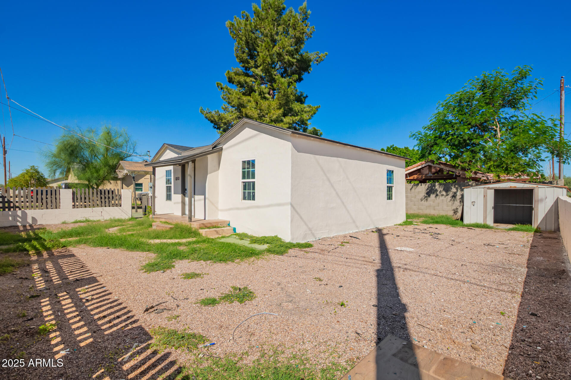 1010 E CHIPMAN Road