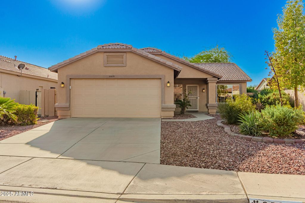 Photo of 20670 N 105th Drive, Peoria, AZ 85382 (MLS # 6924592)