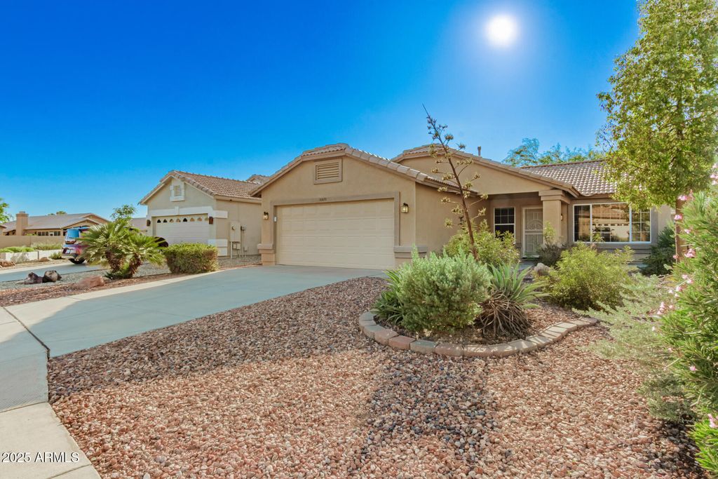 Photo of 20670 N 105th Drive, Peoria, AZ 85382 (MLS # 6924592)