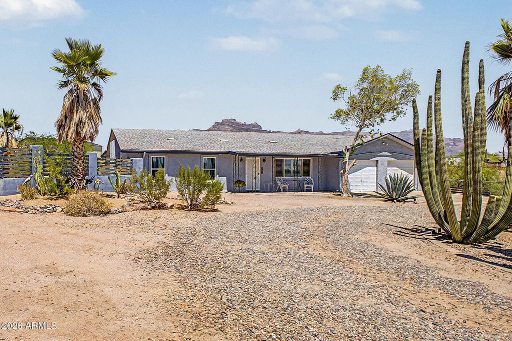 Photo of 2330 E Broadway Avenue, Apache Junction, AZ 85119 (MLS # 7020115)