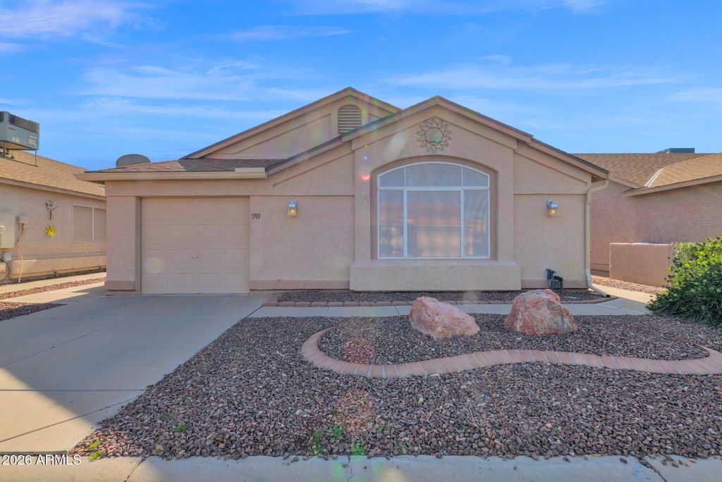 Photo of 1701 E Kerby Farms Road E, Chandler, AZ 85249 (MLS # 6970000)