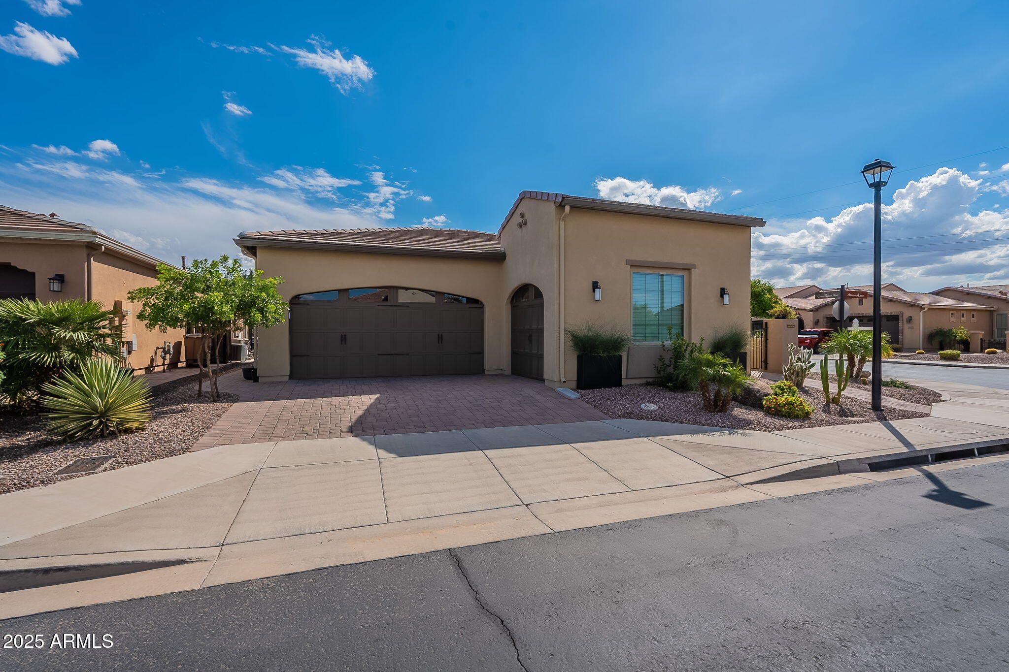 103 E ATACAMA Lane
