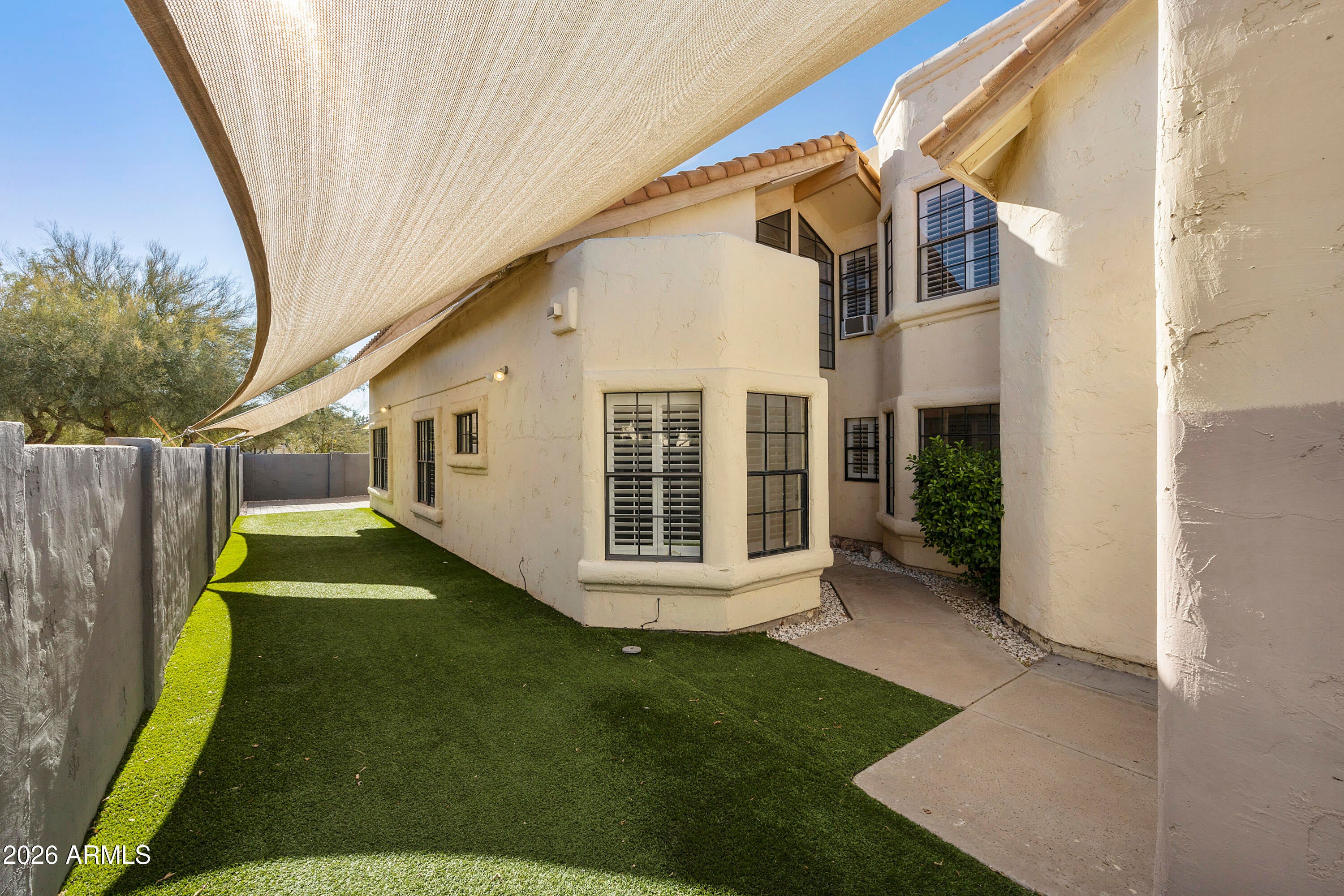 9617 E CAMINO DEL SANTO --