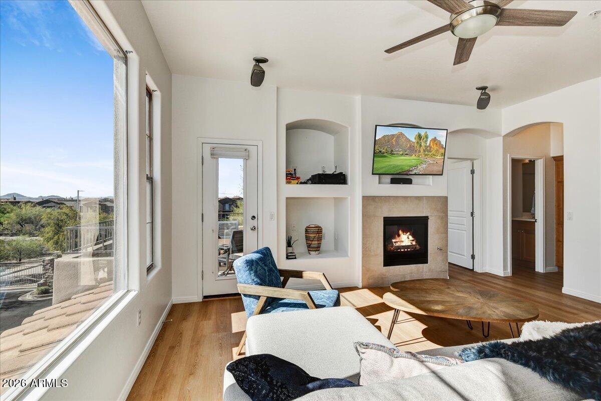 19475 N GRAYHAWK Drive 2004