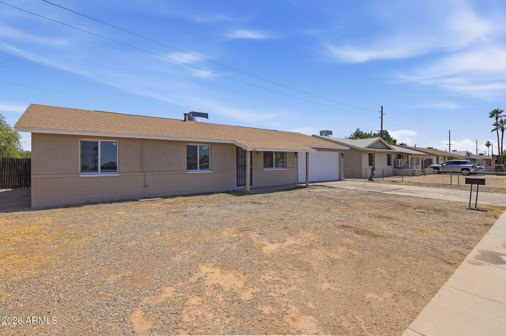 Photo of 4421 N 71st Drive, Phoenix, AZ 85033 (MLS # 7022765)