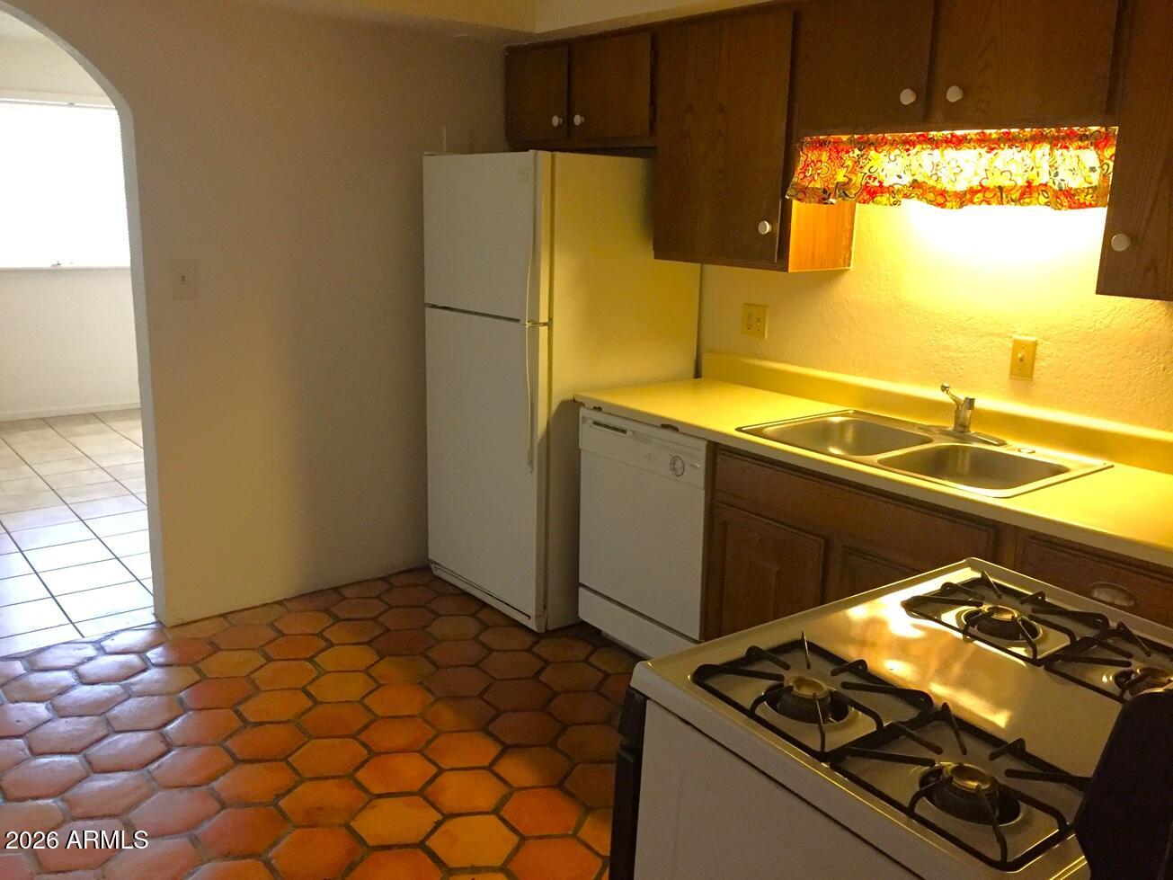 1125 S STRATTON Lane