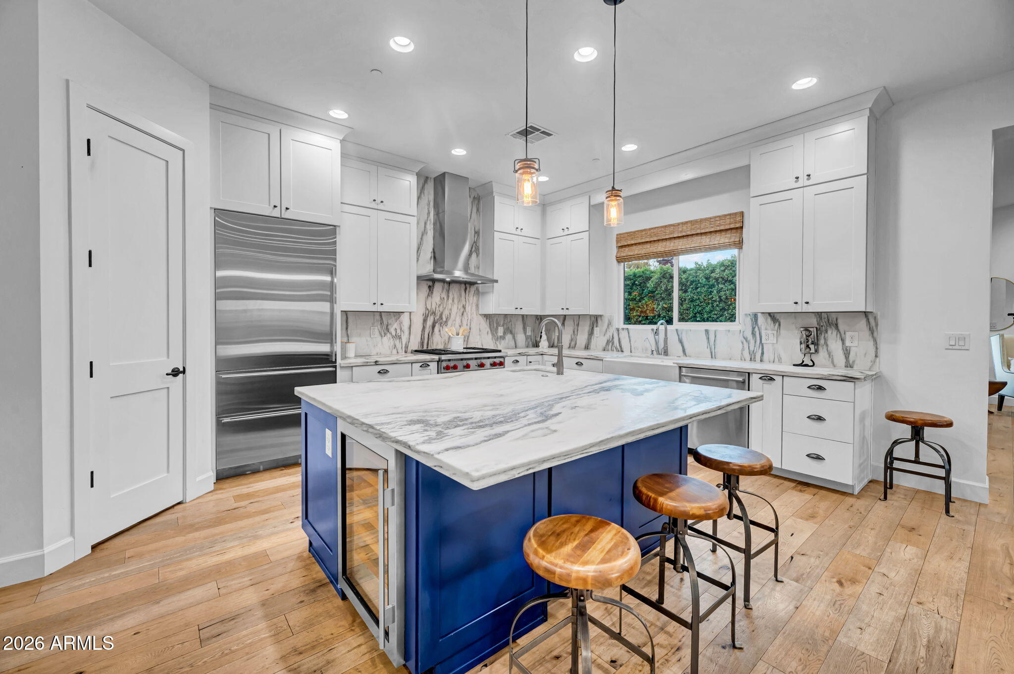 8032 E DEL LATON Drive