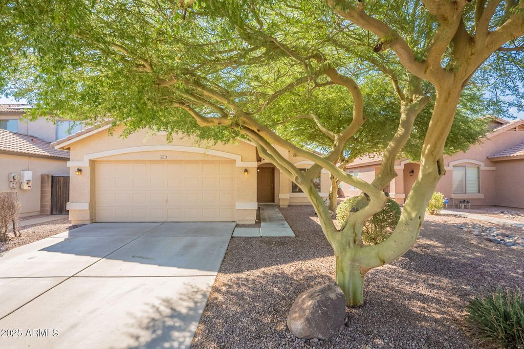 Photo of 6022 N Karina Court, Litchfield Park, AZ 85340 (MLS # 6923180)