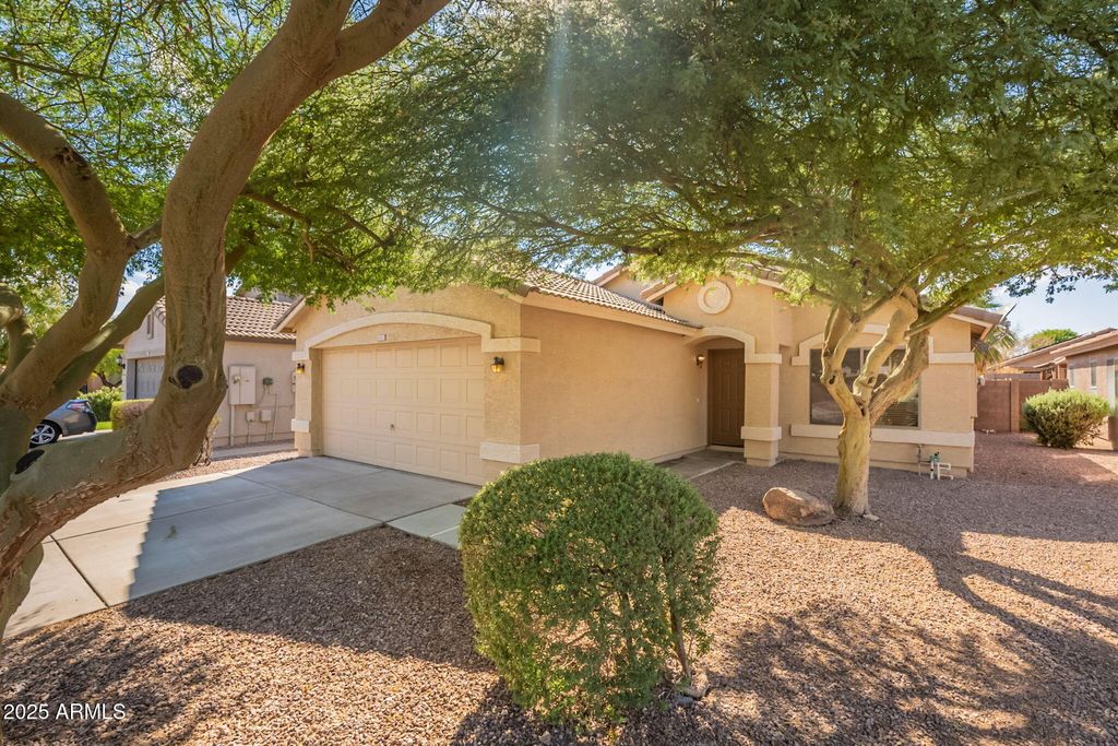 Photo of 6022 N Karina Court, Litchfield Park, AZ 85340 (MLS # 6923180)