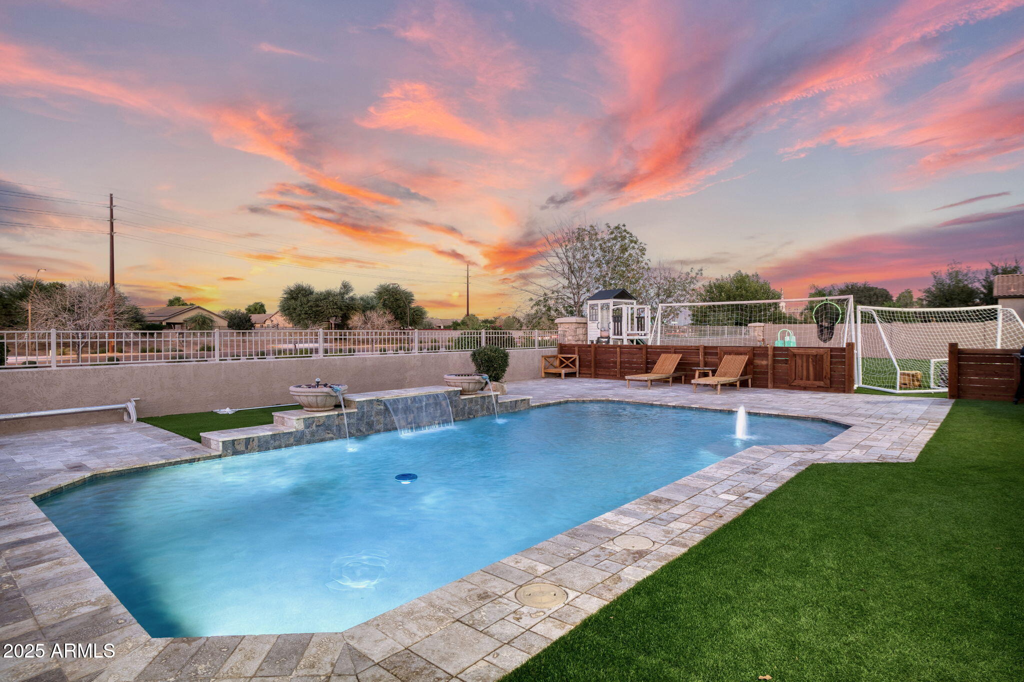 21934 E PICKETT Court