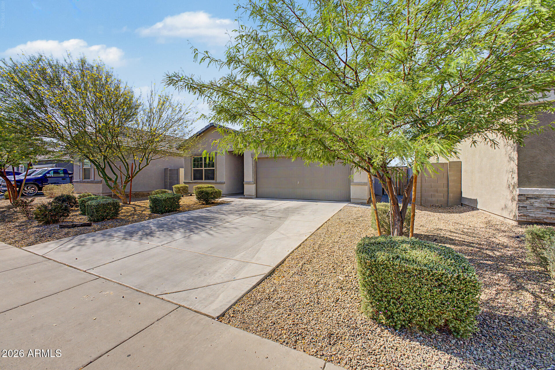 5922 E ATHENA Road