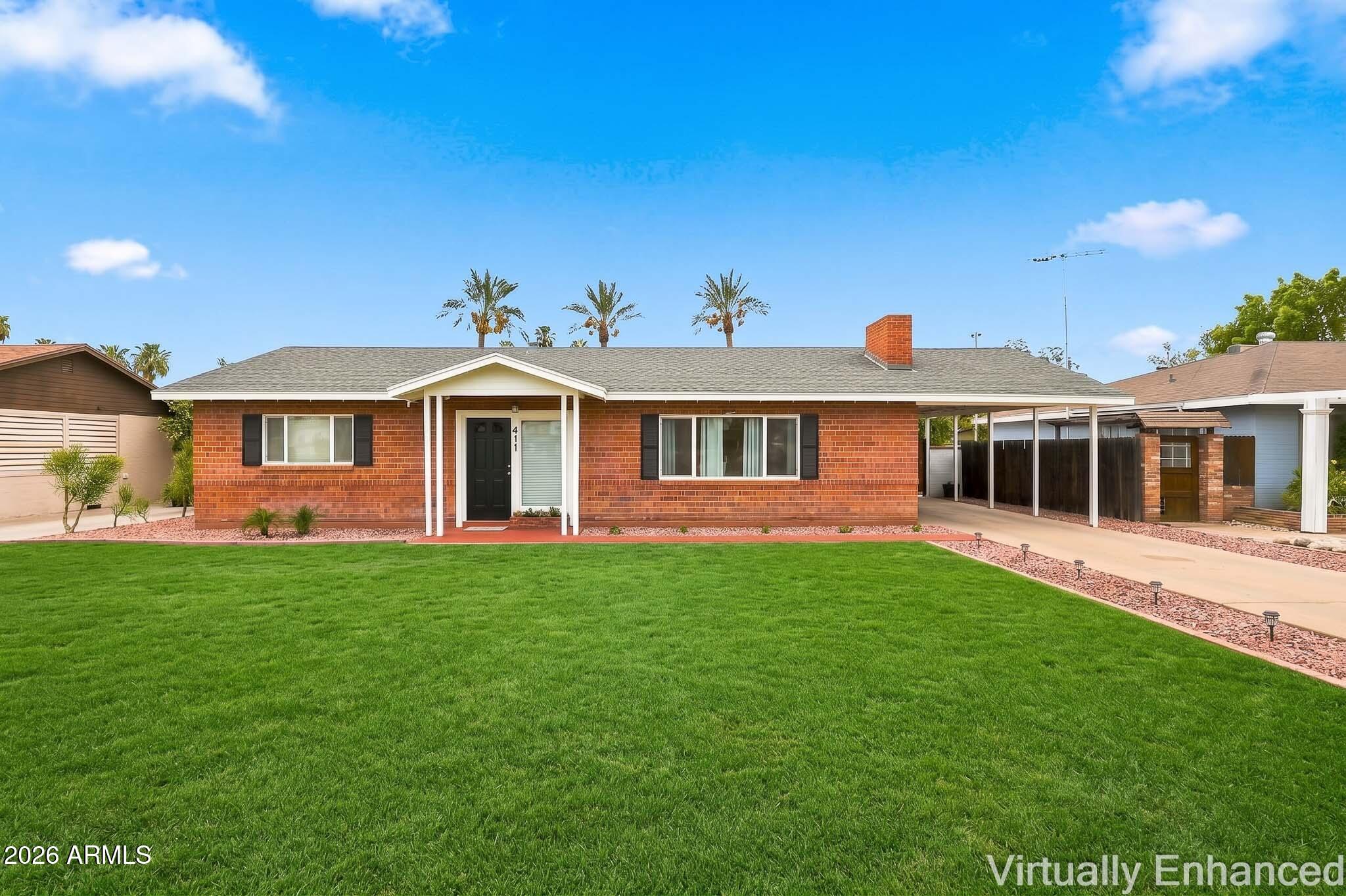 411 E Wigwam