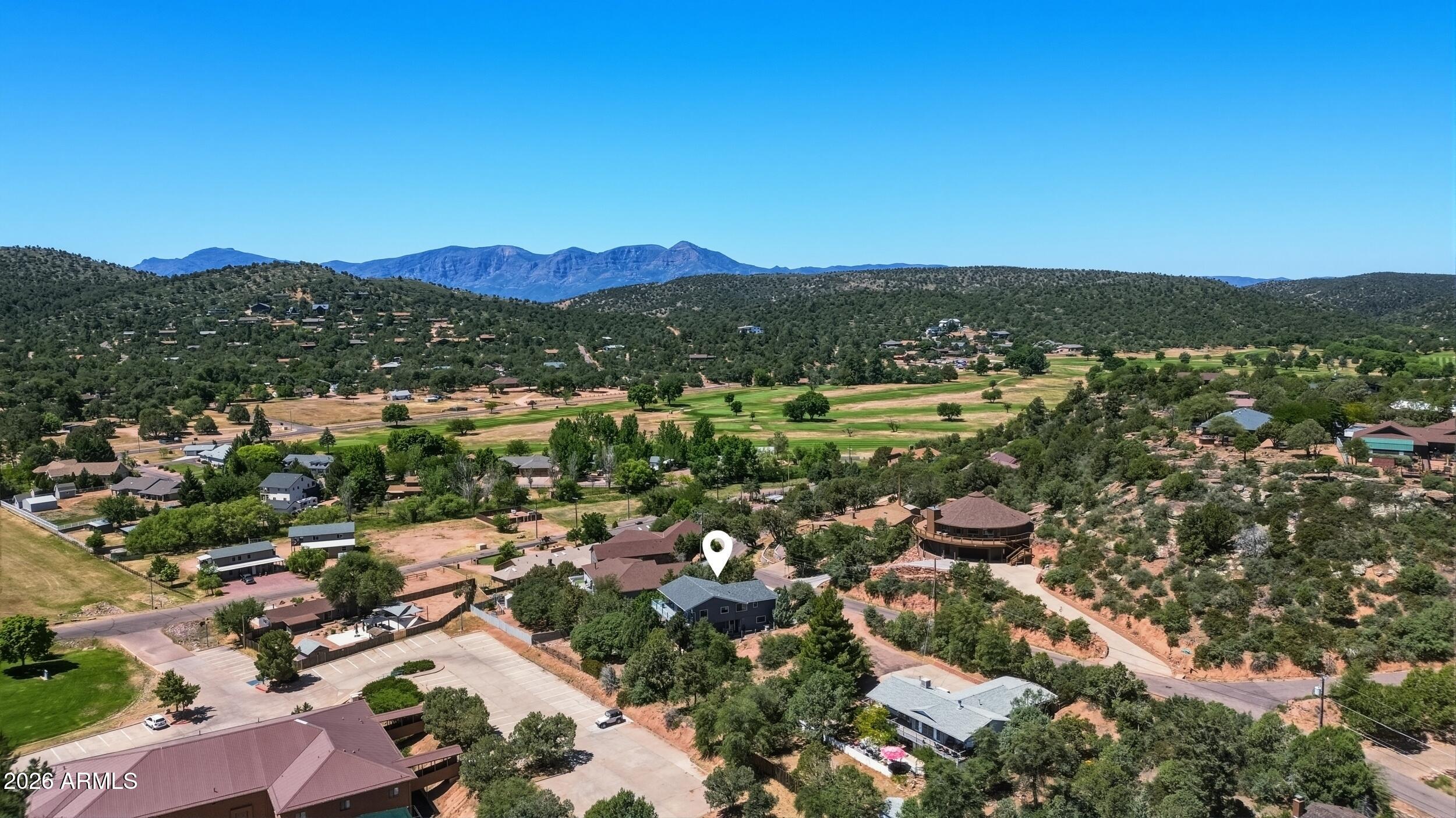 COUNTRY CLUB ESTATES - Residential