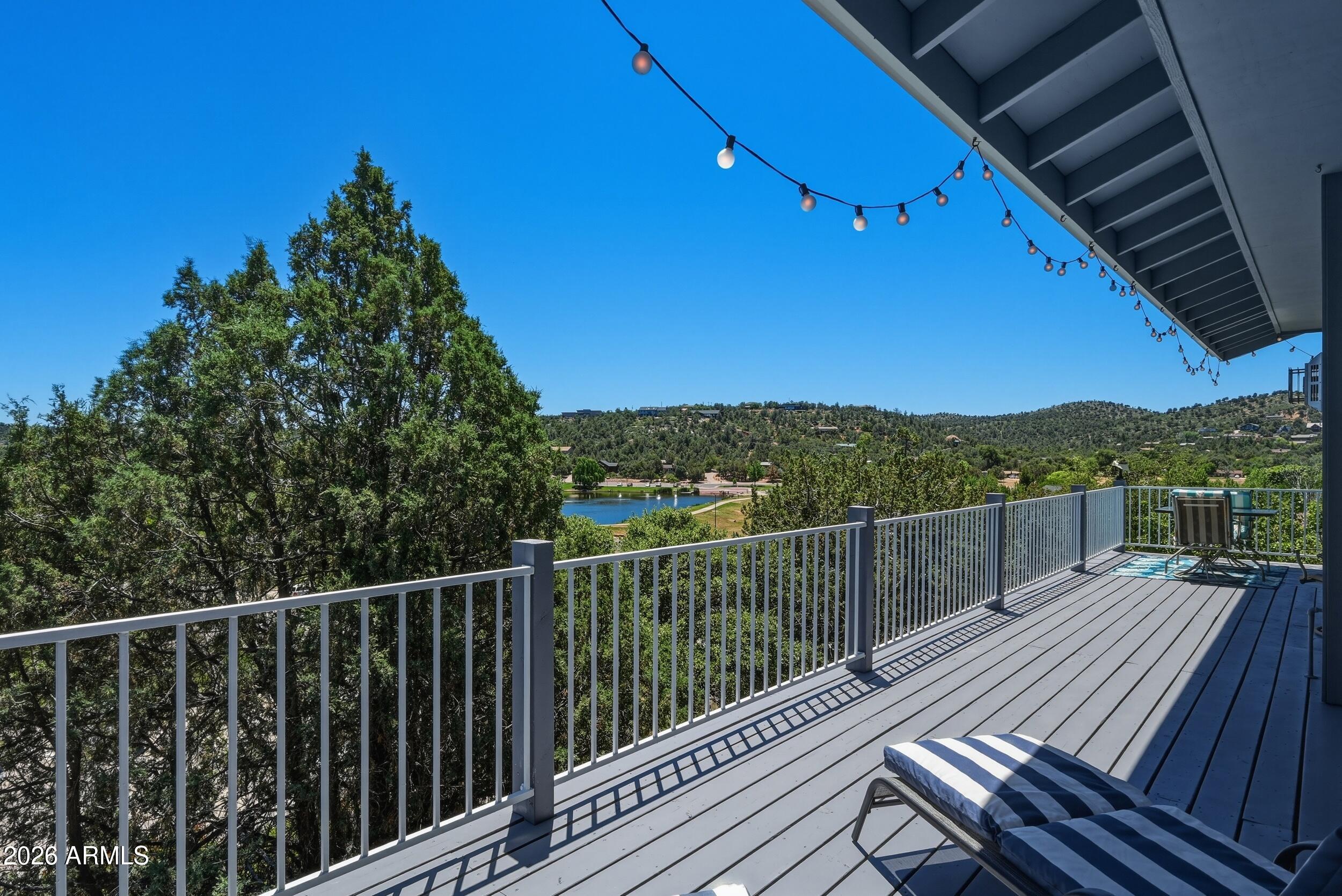 COUNTRY CLUB ESTATES - Residential