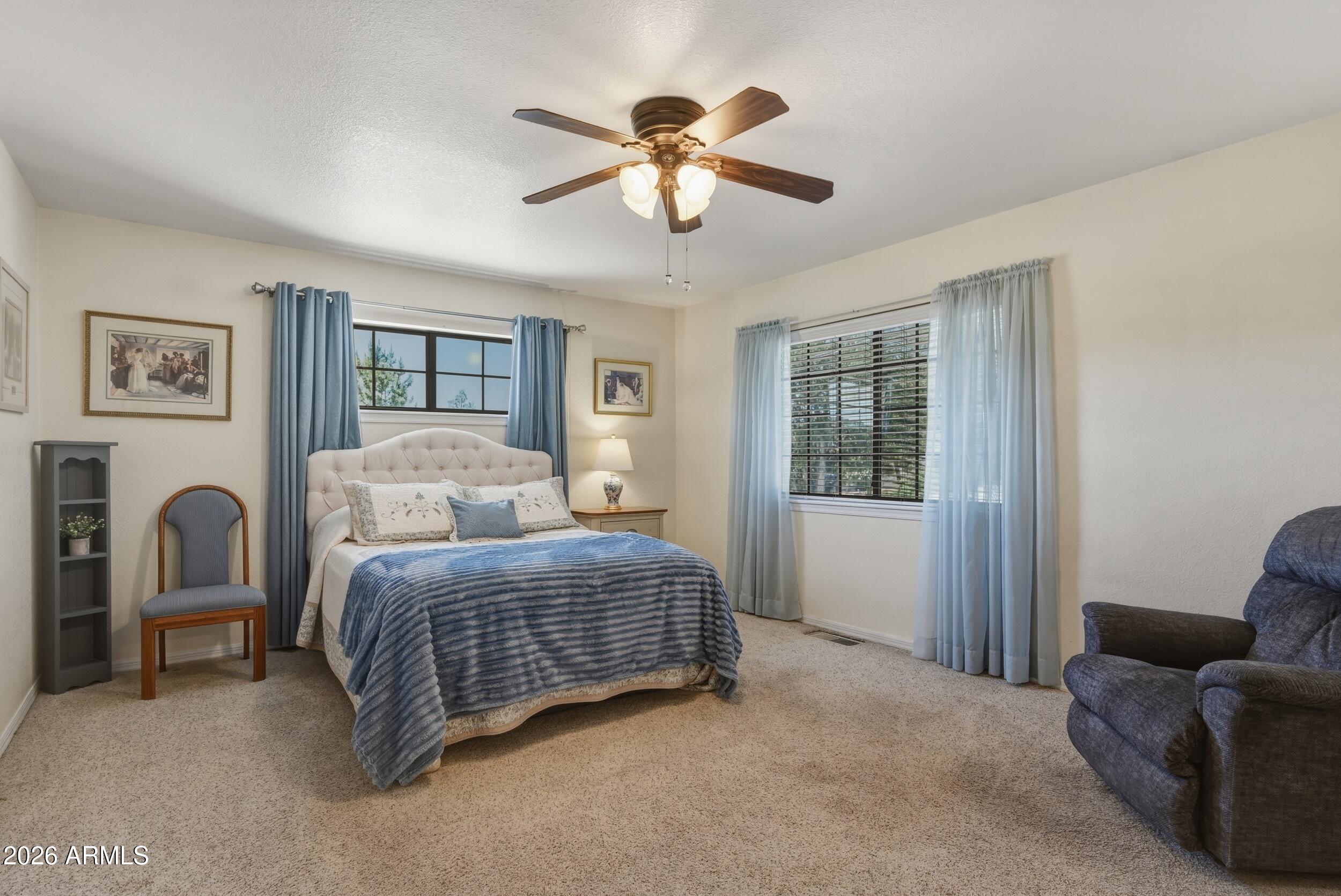COUNTRY CLUB ESTATES - Residential