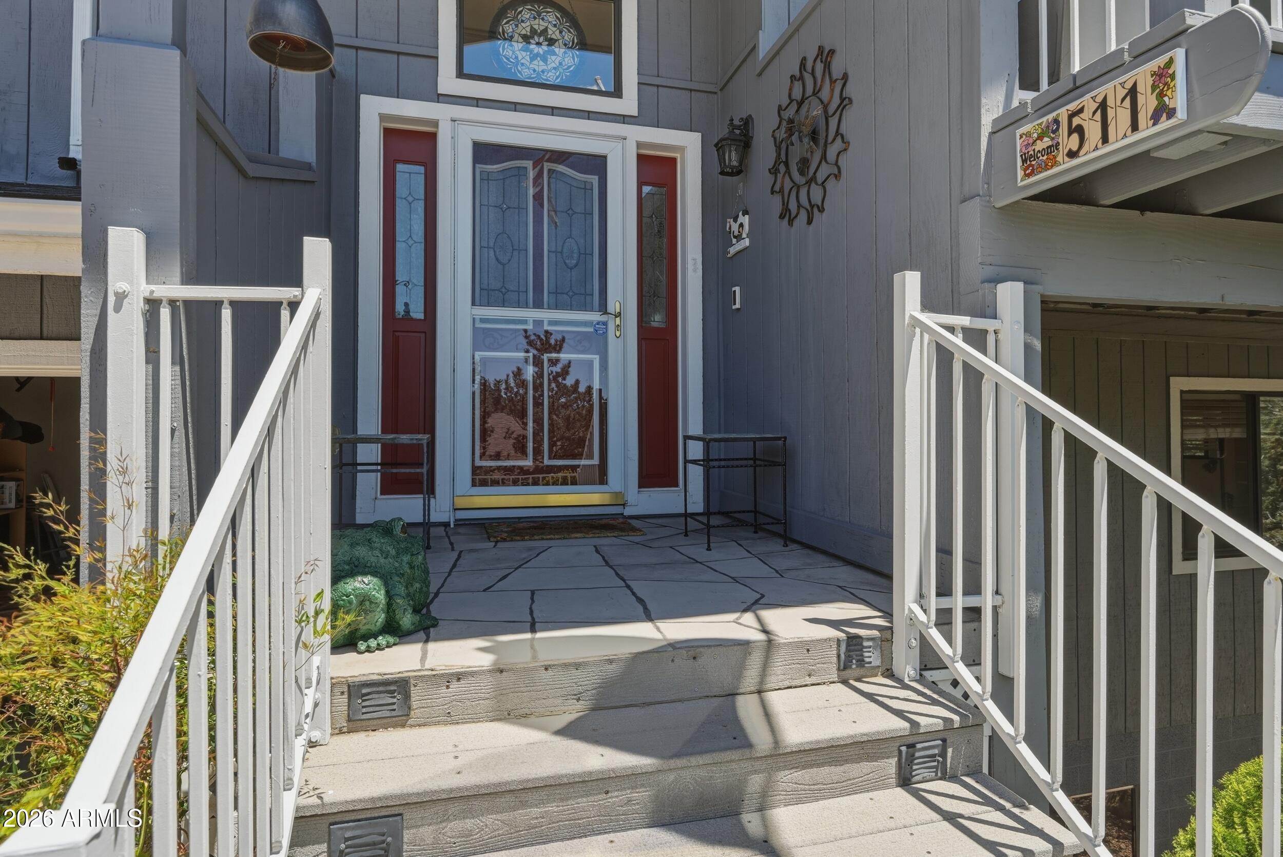 COUNTRY CLUB ESTATES - Residential