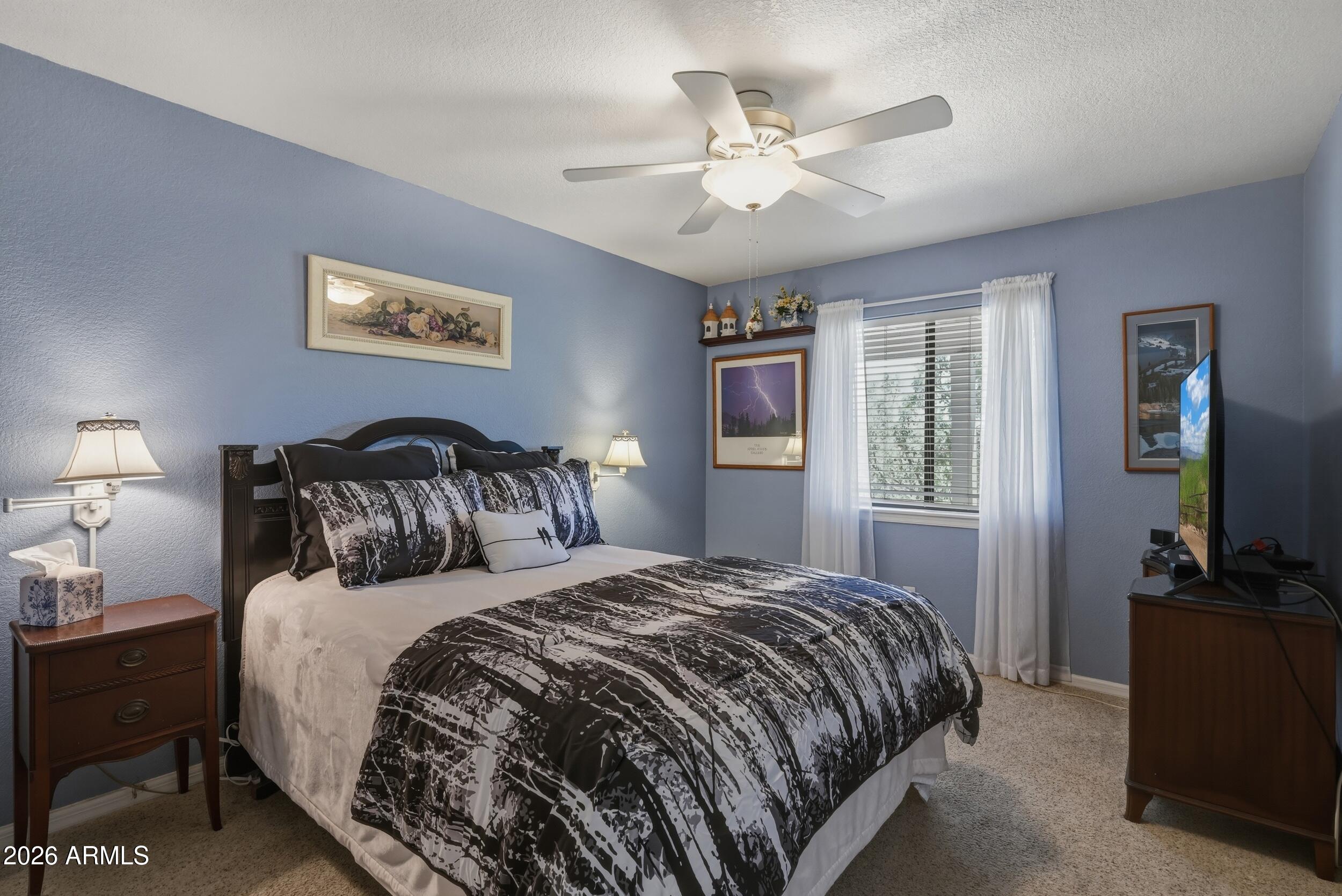 COUNTRY CLUB ESTATES - Residential