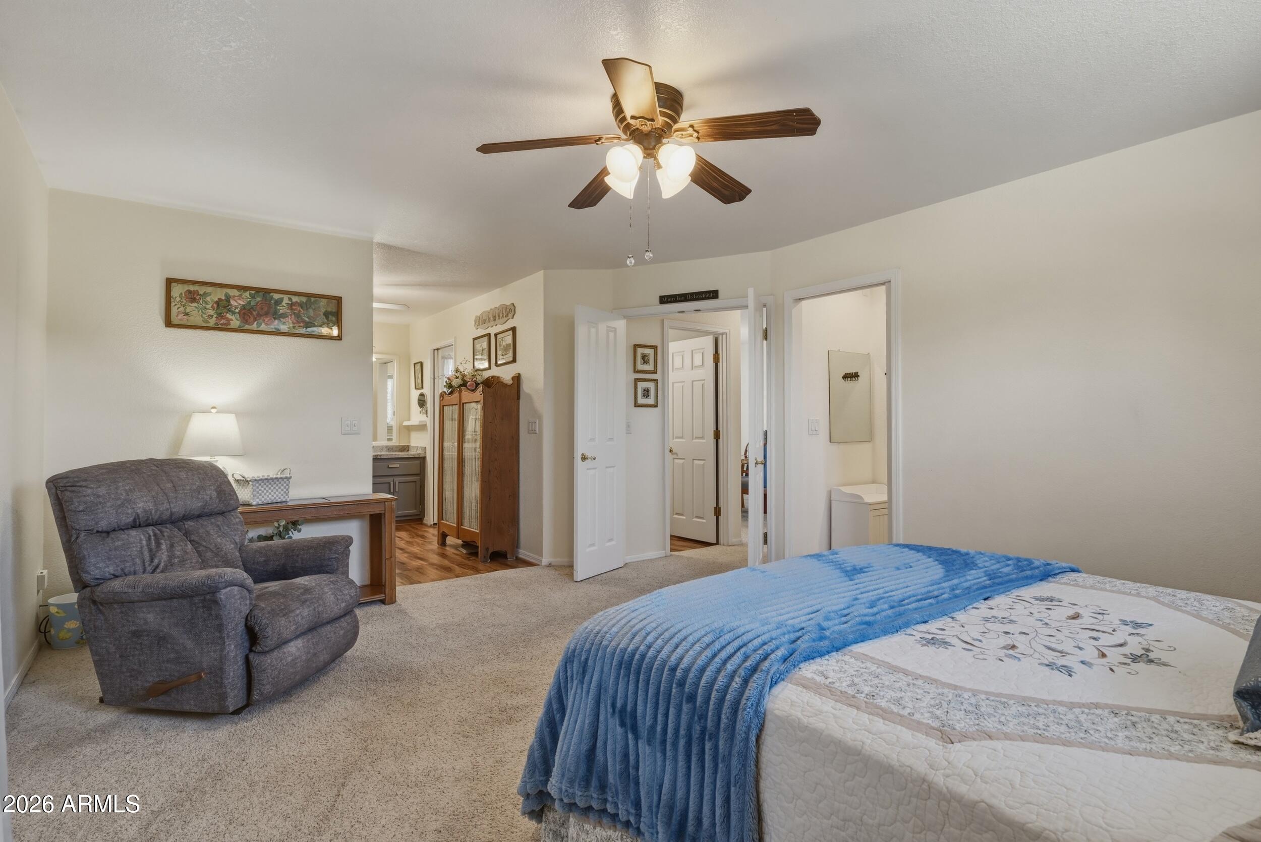 COUNTRY CLUB ESTATES - Residential