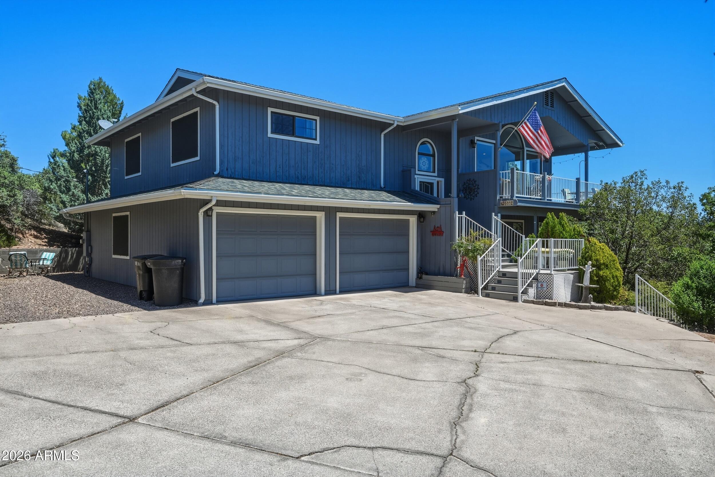 COUNTRY CLUB ESTATES - Residential