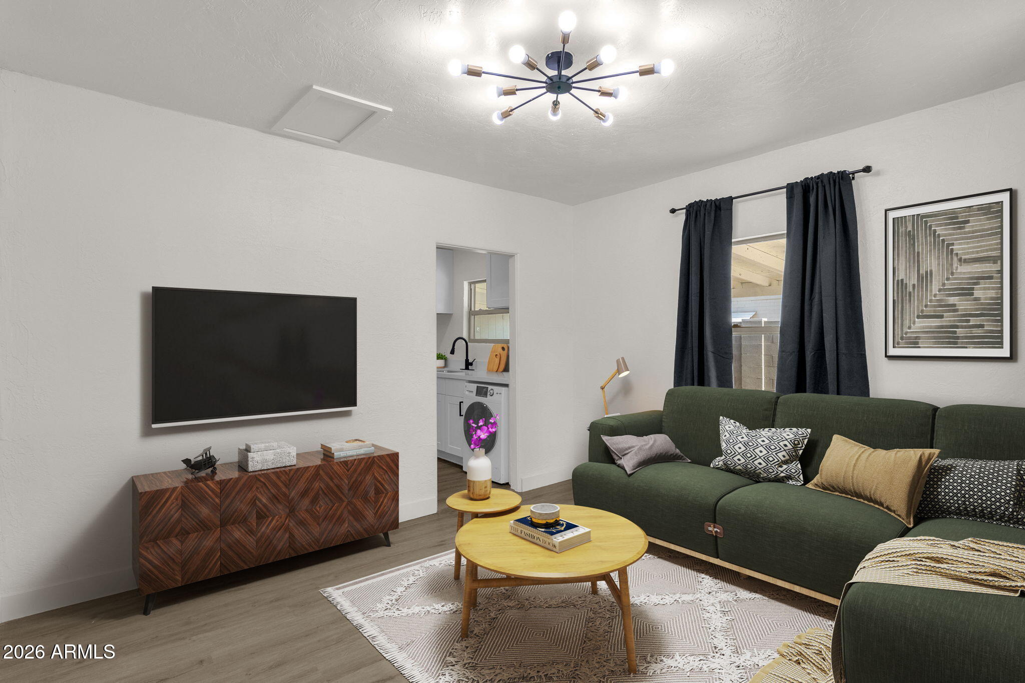 2334 W MORTEN Avenue