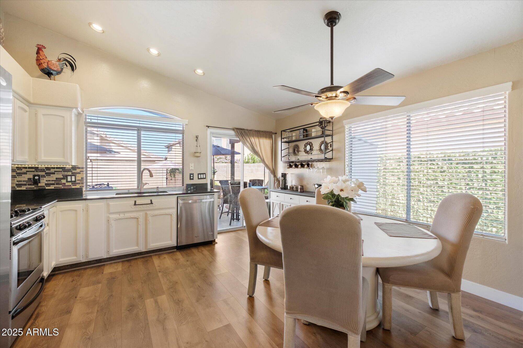 504 W SAN REMO Street