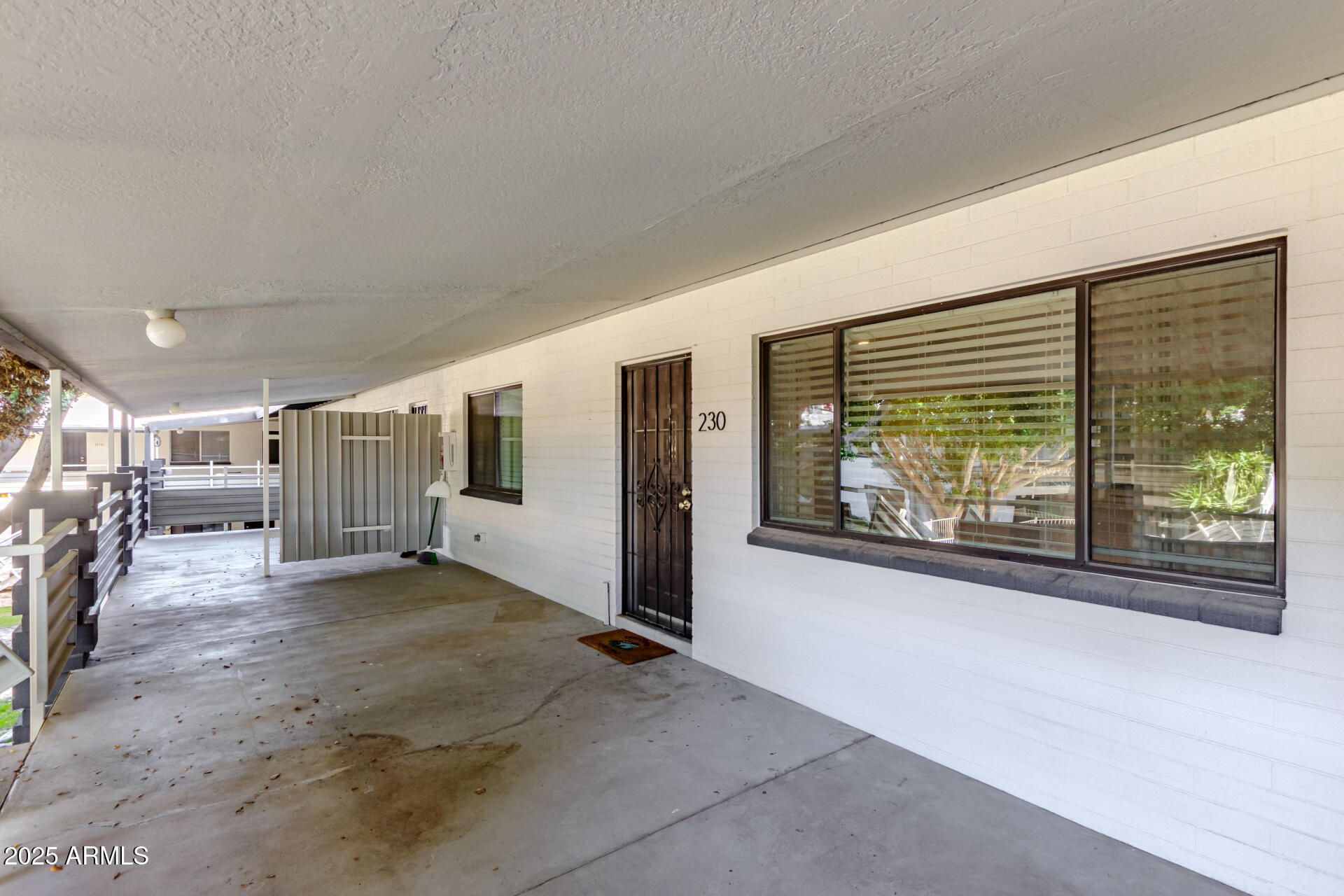 749 E MONTEBELLO Avenue 230