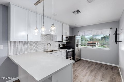 749 E MONTEBELLO Avenue 230 Phoenix AZ 85014