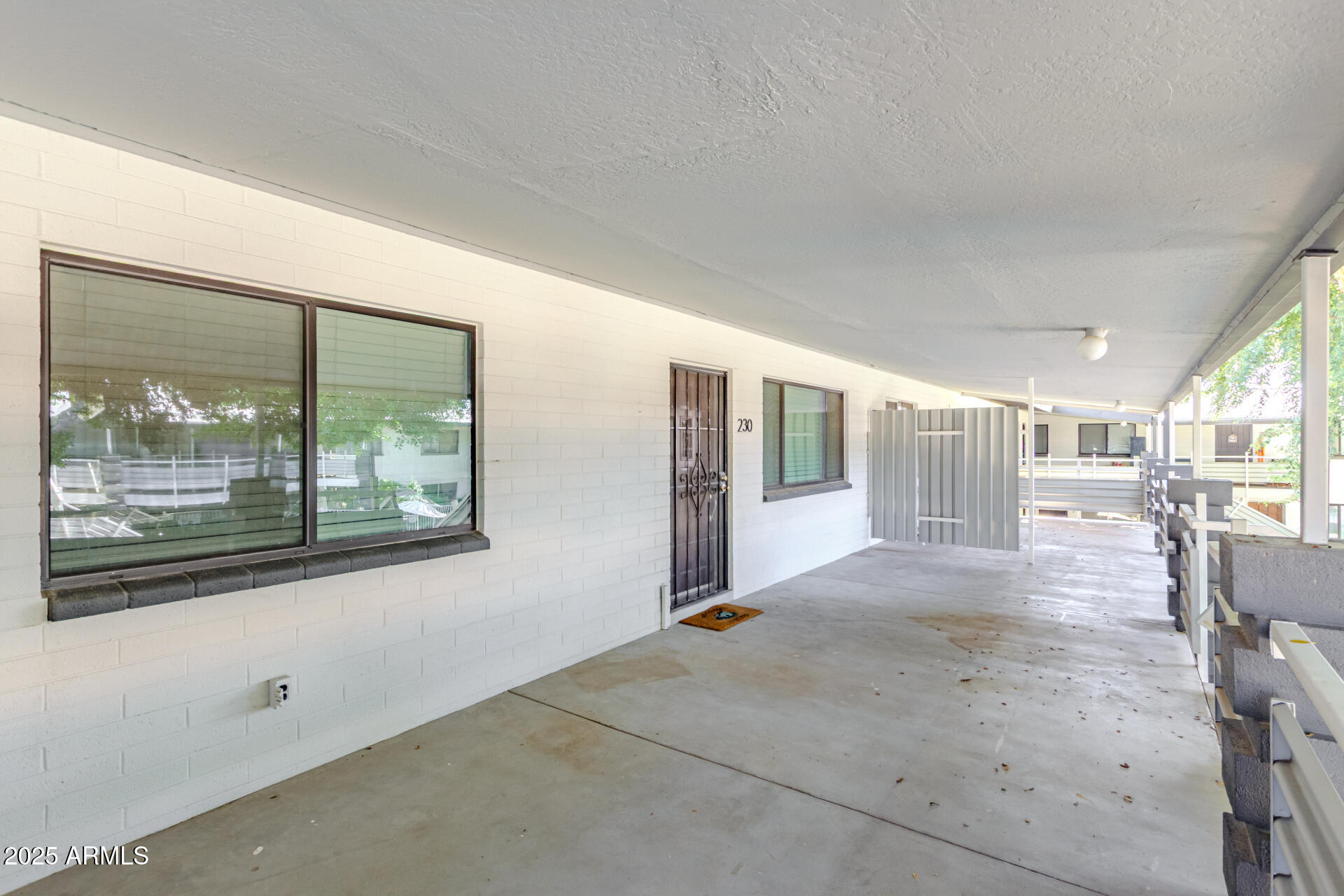 749 E MONTEBELLO Avenue 230
