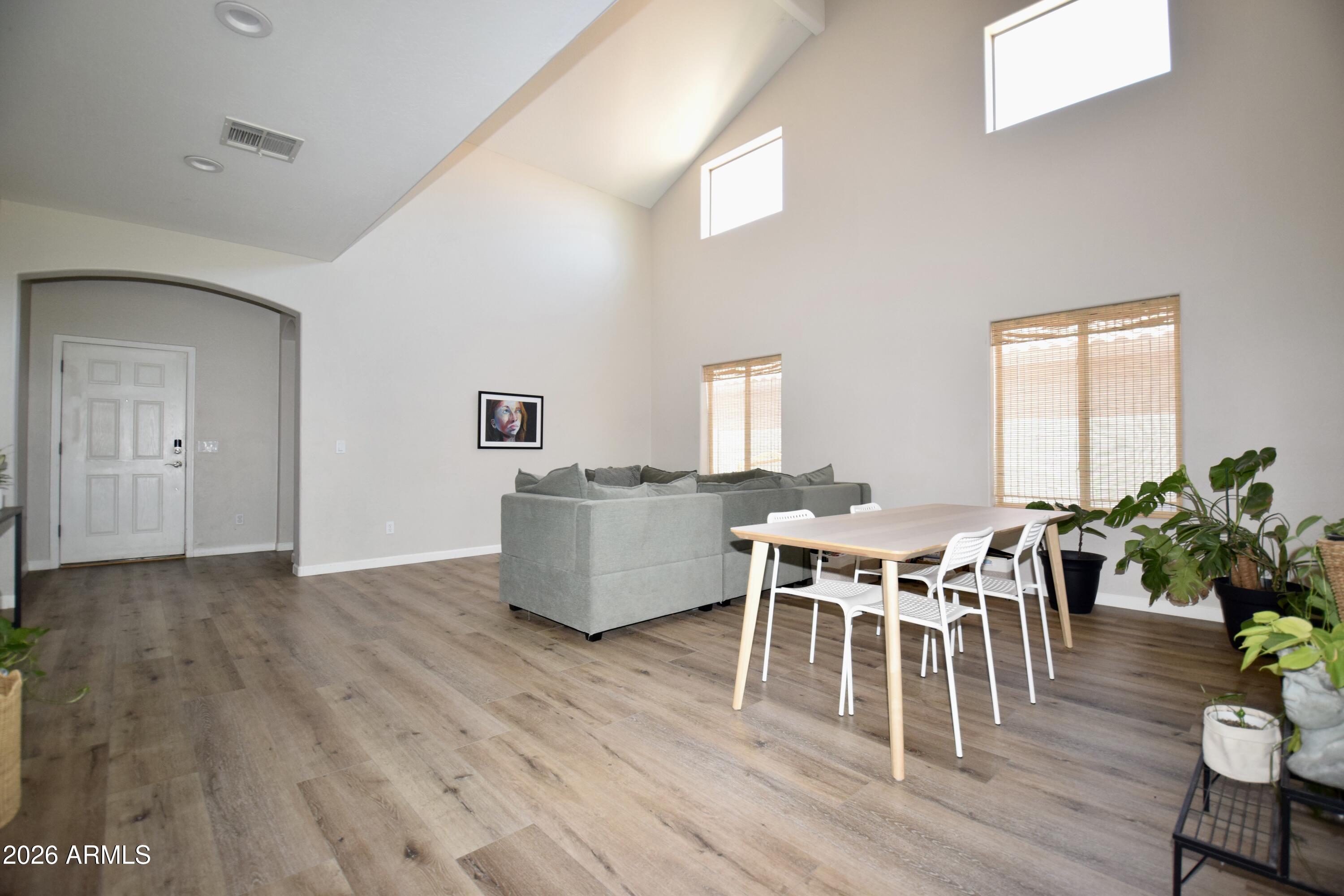 232 S LA AMADOR Trail