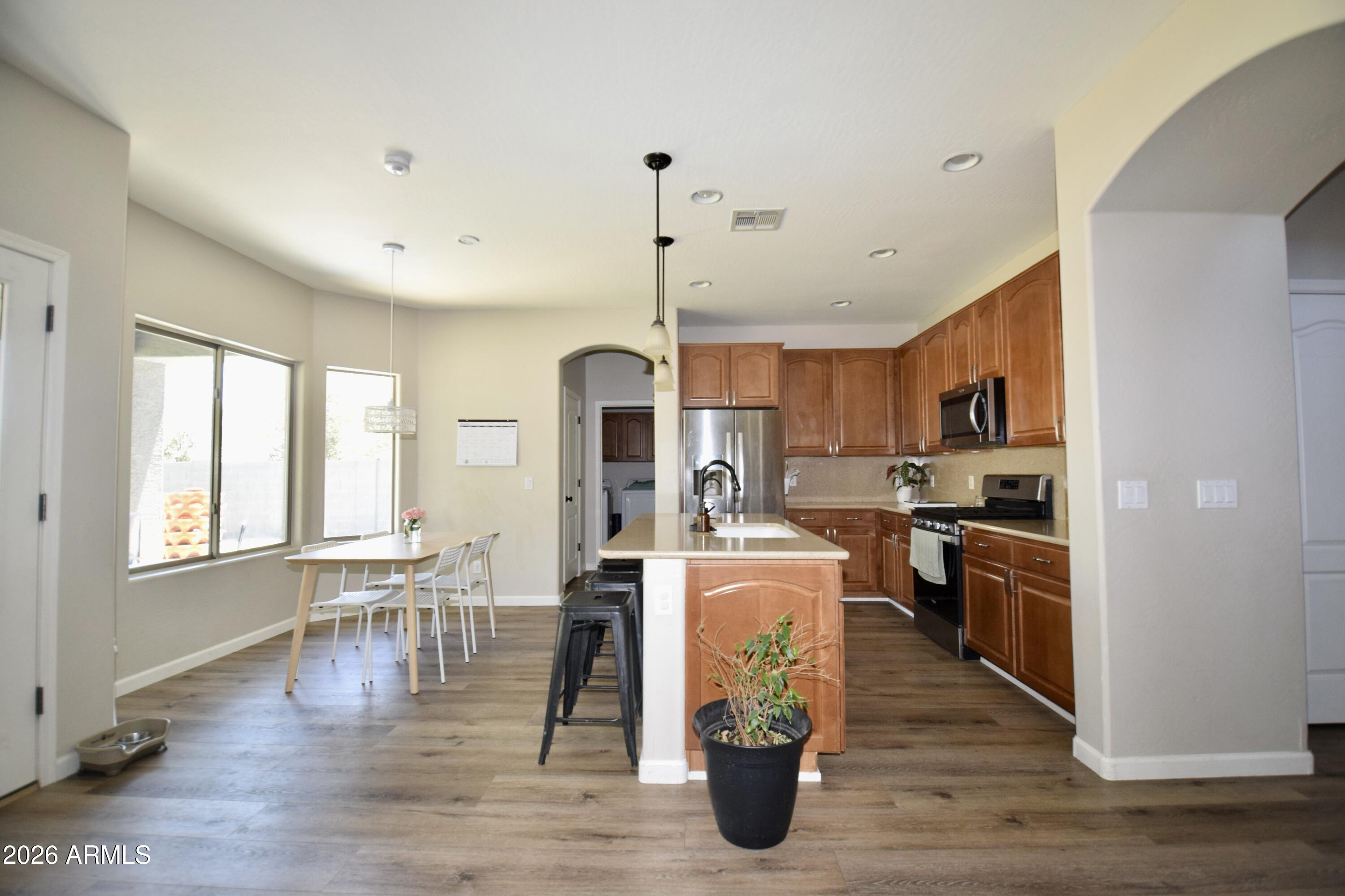 232 S LA AMADOR Trail